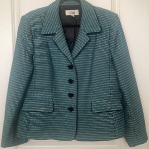 Le Suit blue striped blazer.